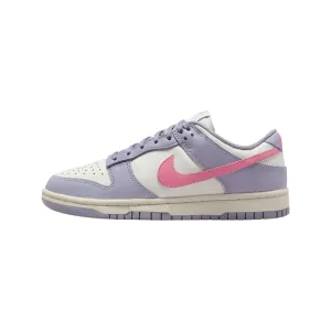 Women Nike Dunk Low Indigo Haze Coral Chalk Sail Nike Dunk sneakers with classic silhouette