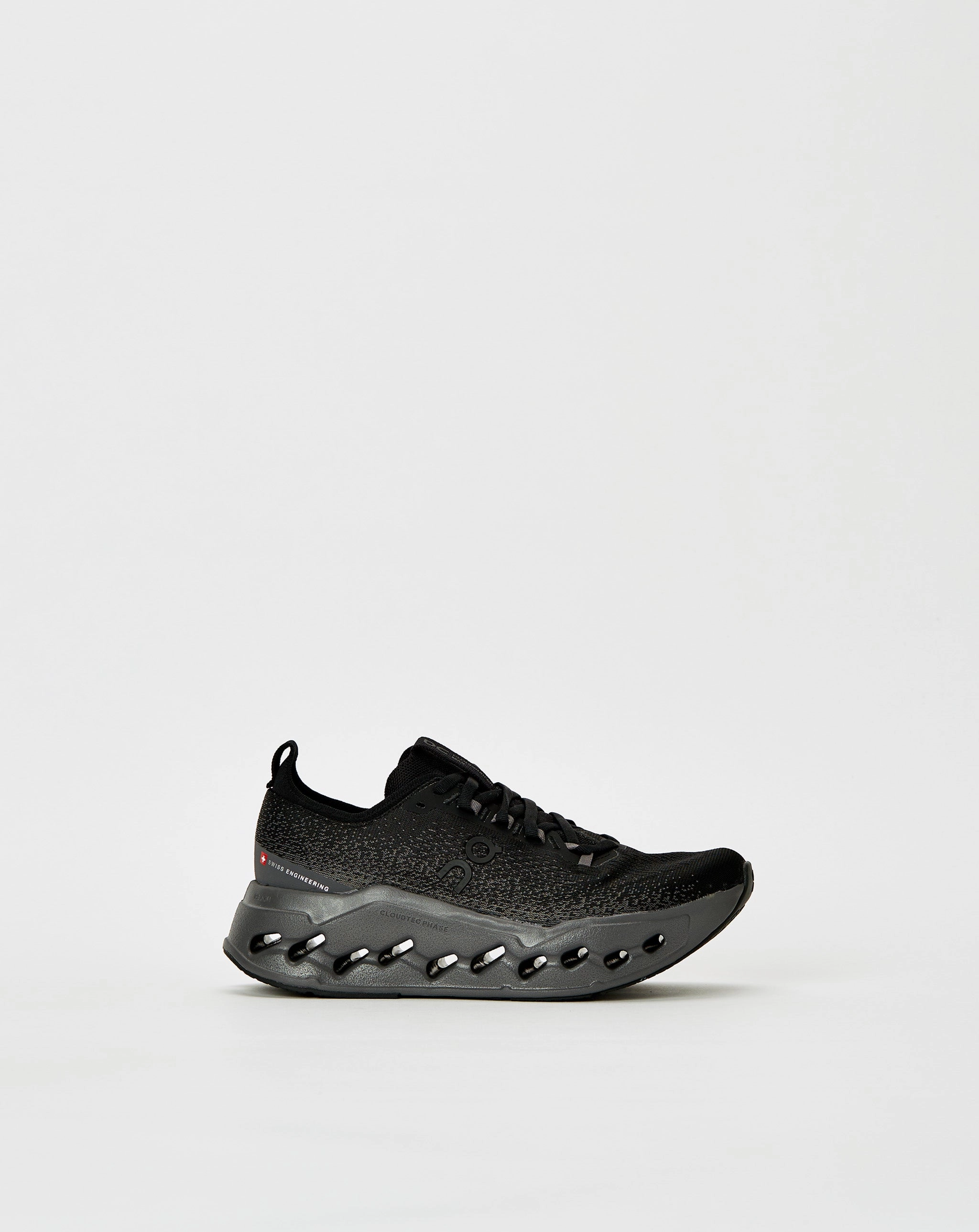 Women's Cloudsurfer Max On Running footwear
