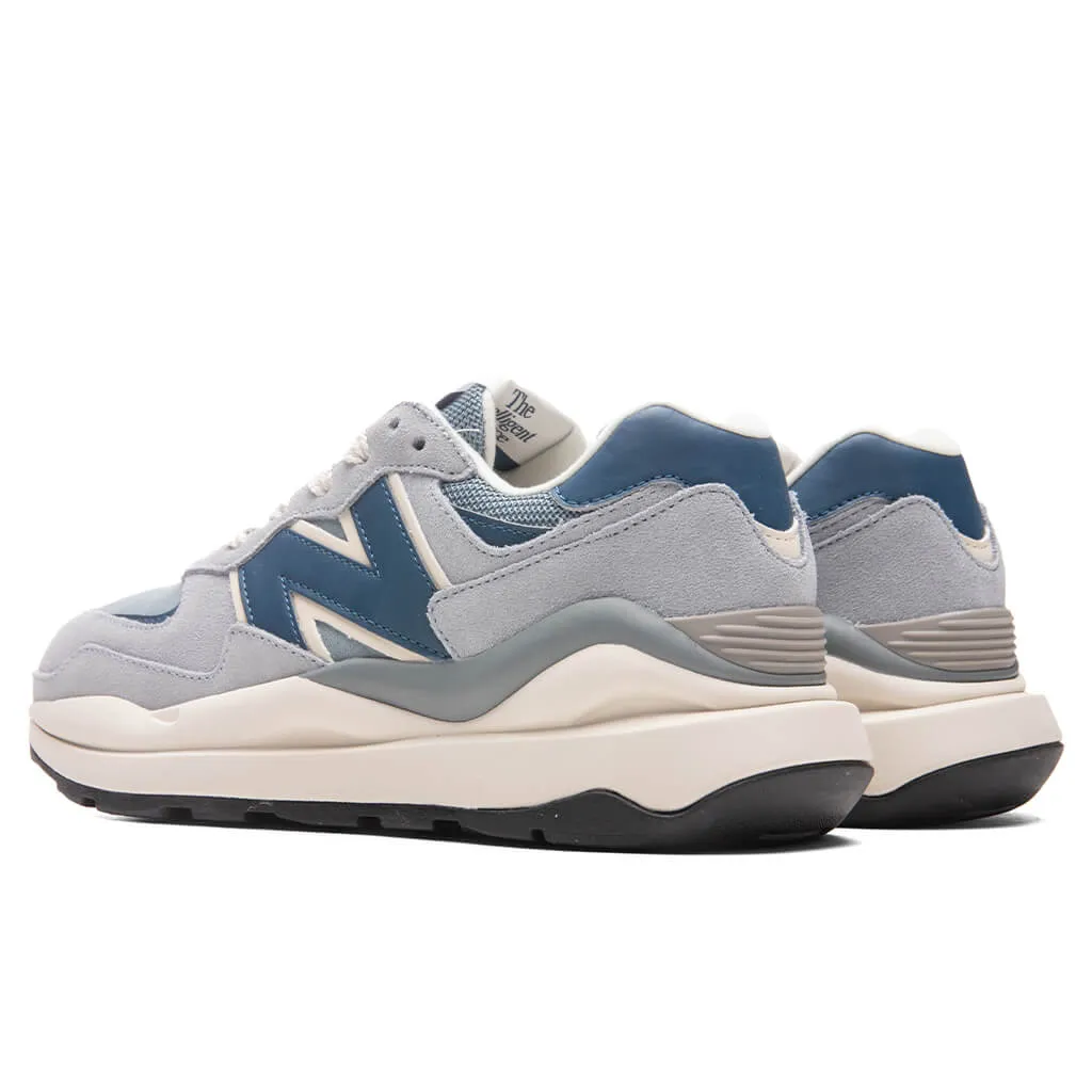 Women's 57/40 - Eclipse/Metallic Gold New Balance Sport & Comfort Shoes