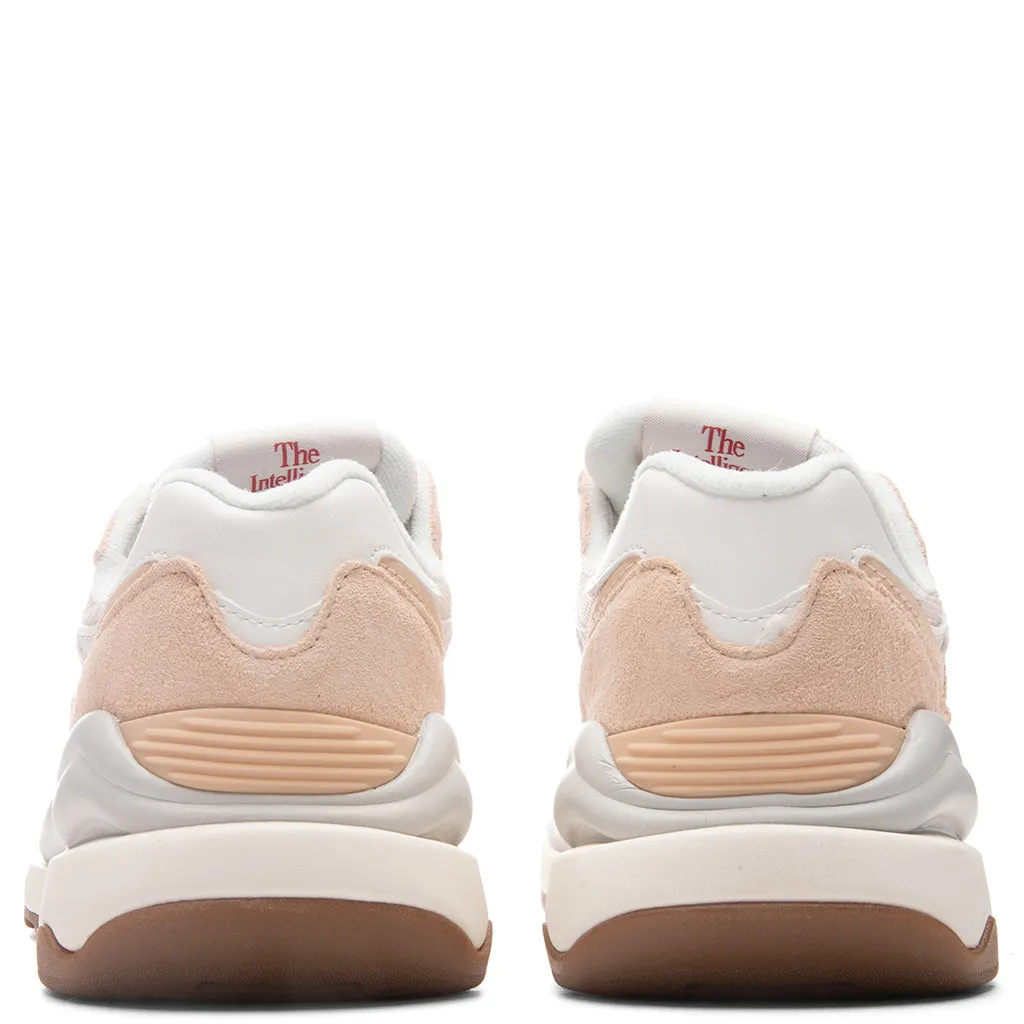 Women's 57/40 - Peach/Natural New Balance Sport & Comfort Shoes