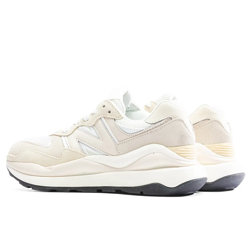 Women's 57/40 - Sea Salt/Calm Taupe New Balance Sport & Comfort Shoes