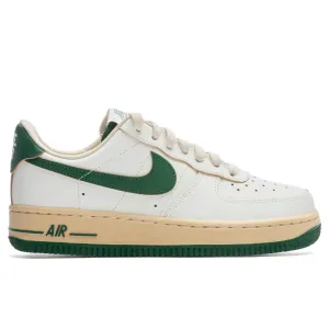 Women's Air Force 1 '07 LV8 - Sail/Gorge Green/Sesame/Pearl White Nike signature design with comfort fit