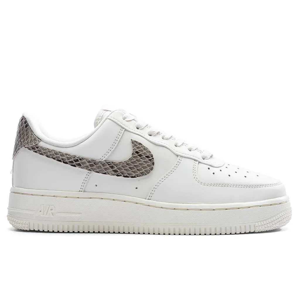Women's Air Force 1 '07 - Phantom/Light Iron Ore Nike lifestyle sneakers with retro vibe