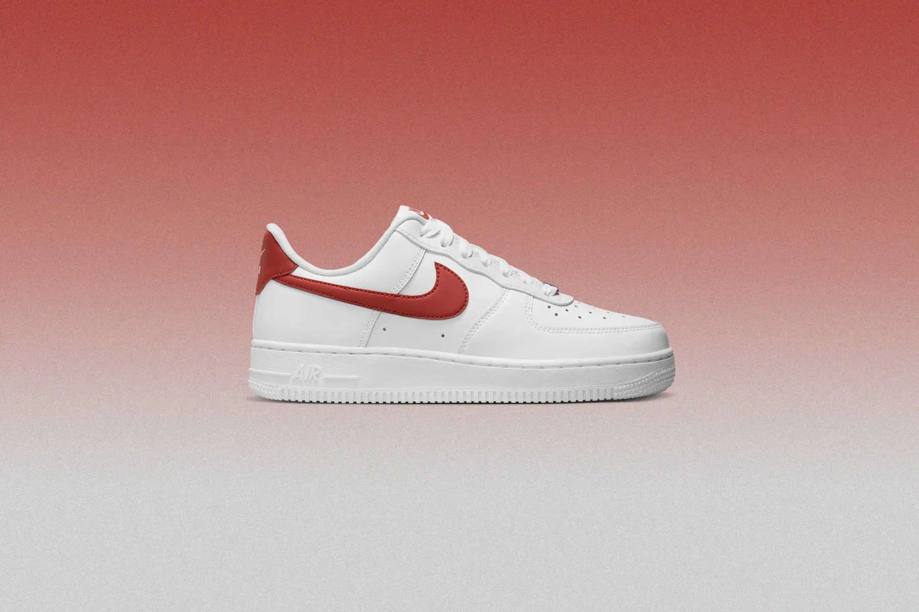 Women's Air Force 1 '07 - White/Rugged Orange Nike trainers with responsive foam
