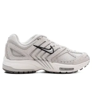 Women's Air Pegasus 2005 - Phantom/Metallic Silver/Light Bone/Black Nike everyday shoes with mesh upper