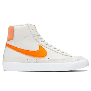 Women's Blazer Mid '77 - Light Bone/Total Orange Nike trainers with responsive foam