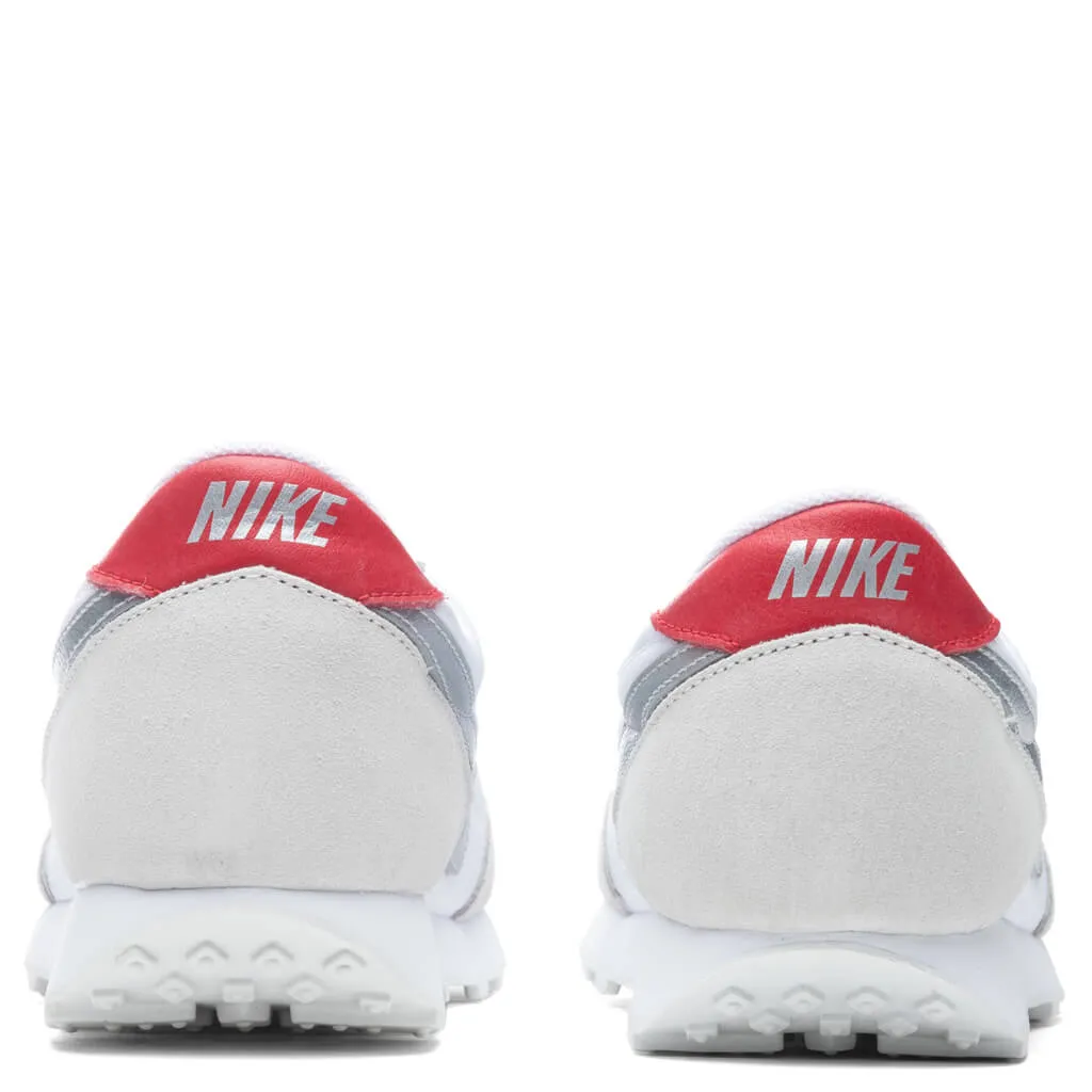 Women's Daybreak - Summit White/Metallic Silver Nike Cushioned Mesh Sneakers