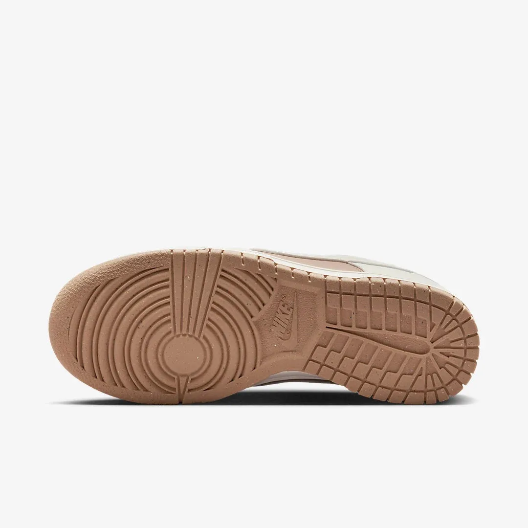 Women's Dunk Low Next Nature Beige Sail Hemp Sail Iconic Sneakers