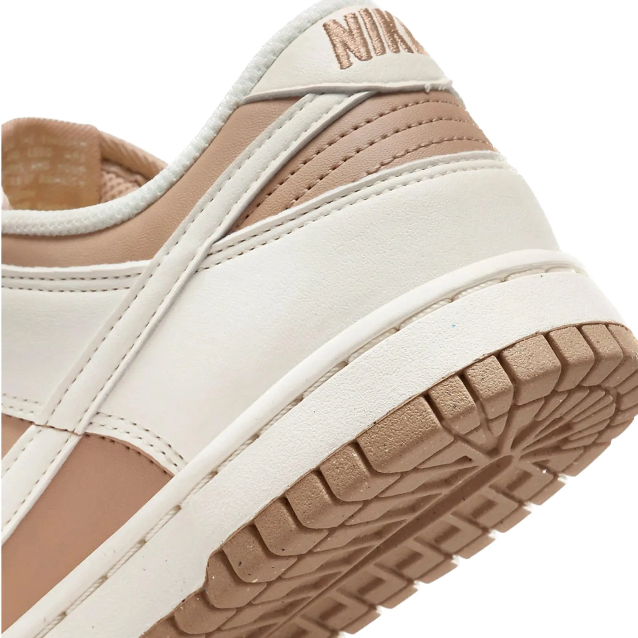 Women's Dunk Low Next Nature Beige Sail Hemp Sail Iconic Sneakers