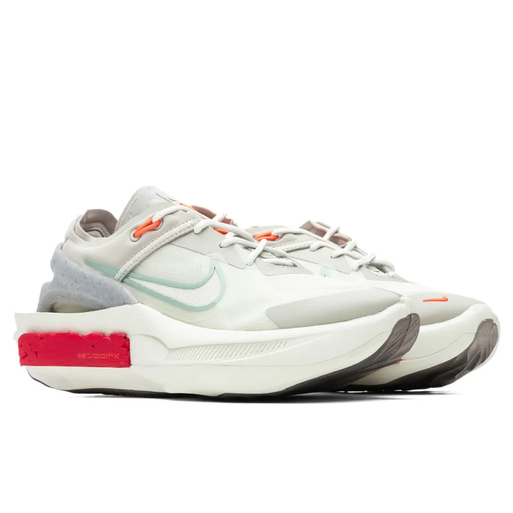 Women's Fontanka Edge - Stone/Steam Nike Cushioned Mesh Sneakers