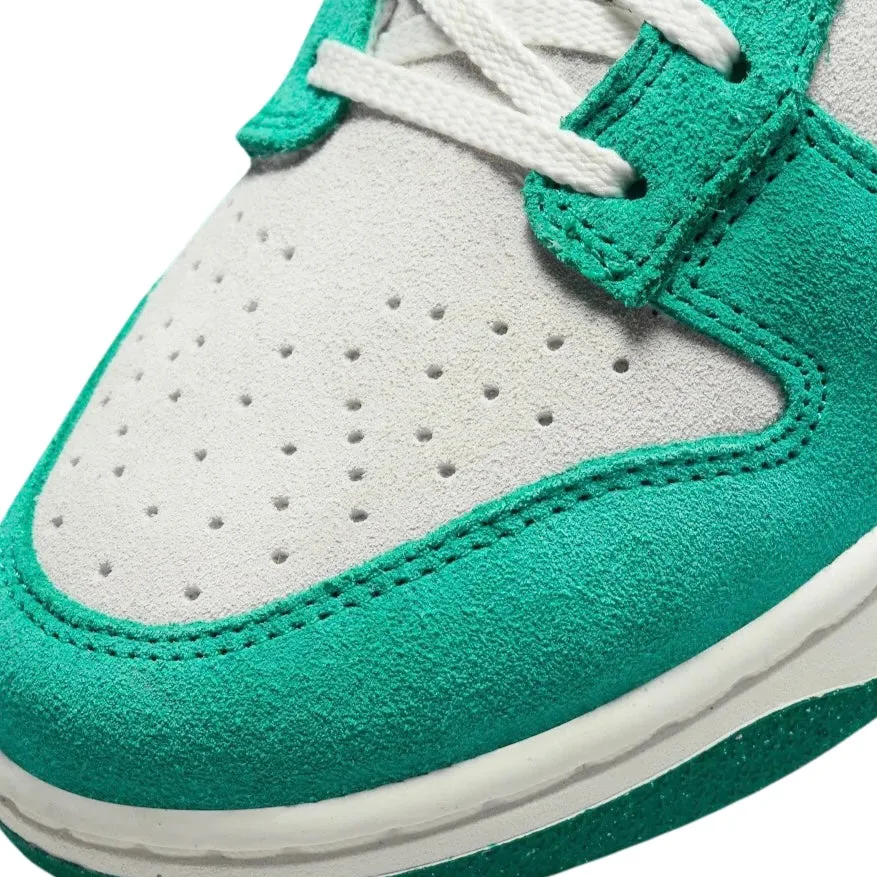 Women's Nike Dunk Low Neptune 85 Sail Lapis Off Noir Neptune Green Iconic Sneakers