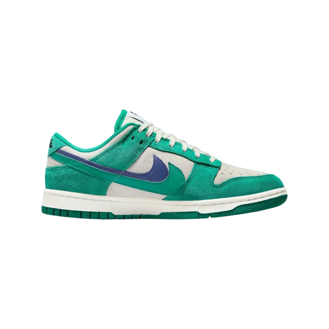 Women's Nike Dunk Low Neptune 85 Sail Lapis Off Noir Neptune Green Iconic Sneakers