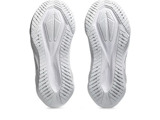 Women's Novablast 5 Daily Motion Sneakers