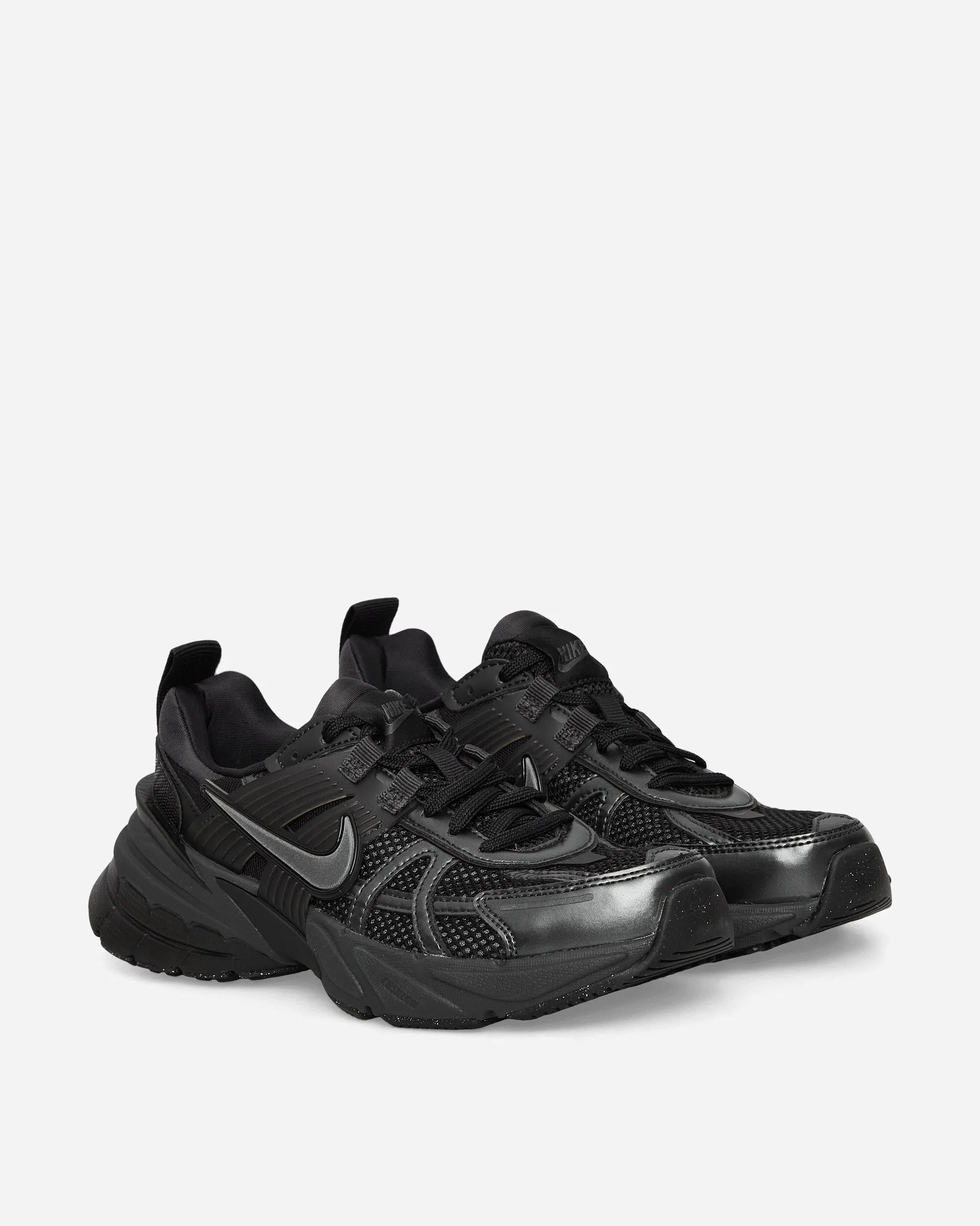Women's V2K Run Sneakers Black / Dark Smoke Grey Flexible Shoes