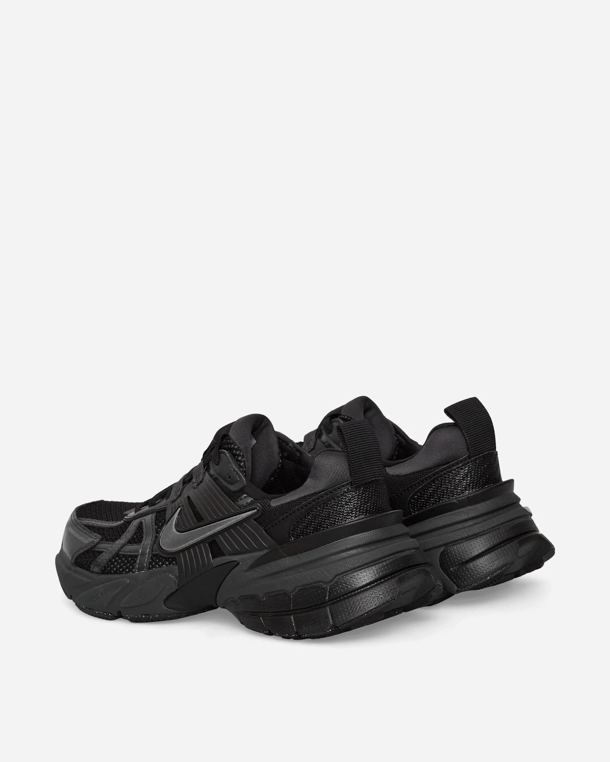 Women's V2K Run Sneakers Black / Dark Smoke Grey Flexible Shoes
