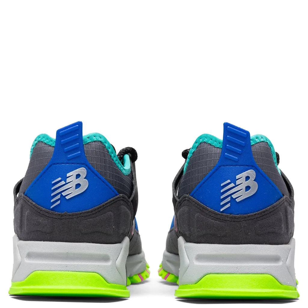 XRCT - Black/Meadow New Balance Arch Support Sneakers