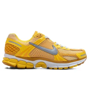 Zoom Vomero 5 Premium - Yellow Strike/Metallic Silver Nike everyday shoes with mesh upper