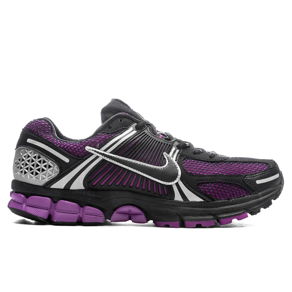 Zoom Vomero 5 - Vivid Purple/Black/Metallic Silver Nike everyday shoes with mesh upper