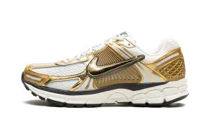 Zoom Vomero 5 WMNS "Metallic Gold" Nike Women's sneakers